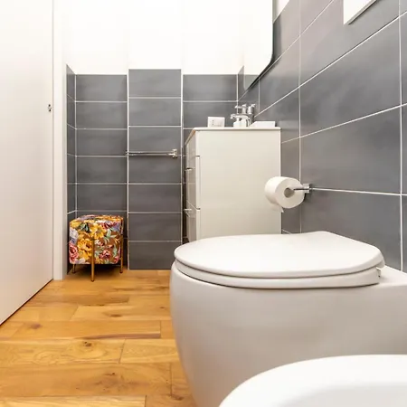 Loft Luxury Design- With 2 Bedrooms -wifi Ultra-5min Metro Milano
